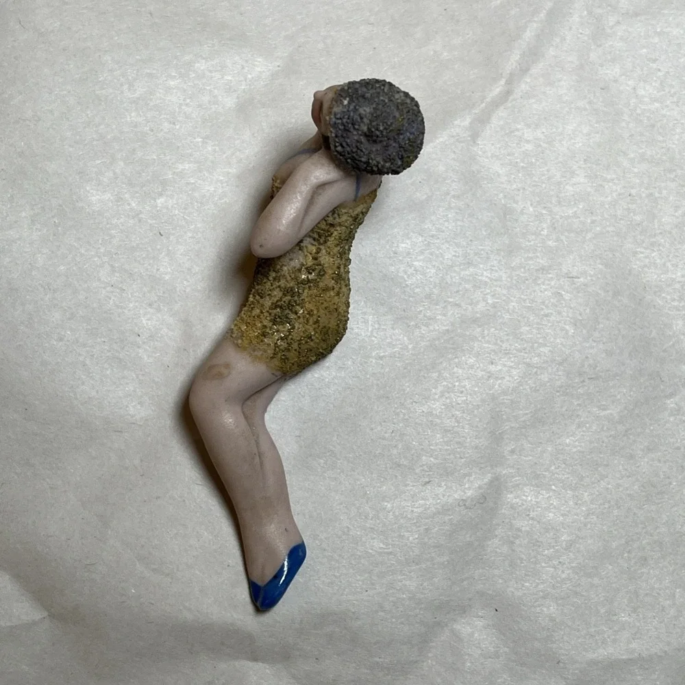 ANTIQUE ART DECO GERMAN BISQUE BATHING BEAUTY NUDE FIGURINE Vtg 5684 Textured